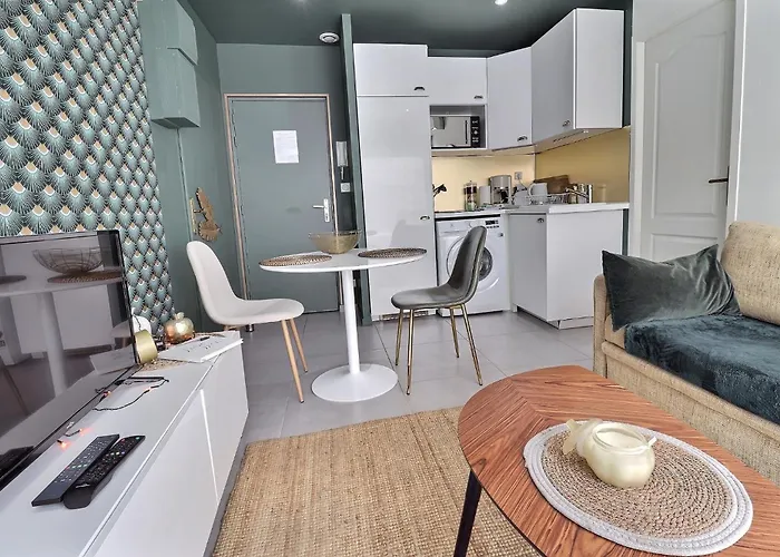 Apartmán La Dolce En Bord De Avec Acces Prive A La *